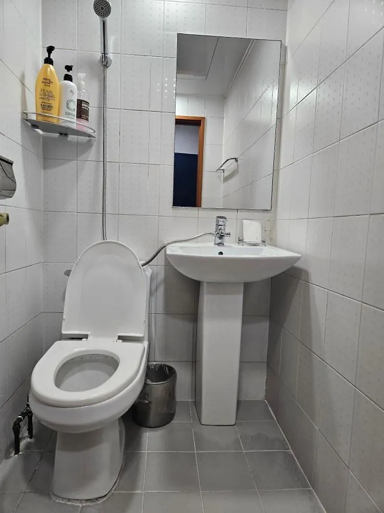 Hotel Junoh Seoul 2*,